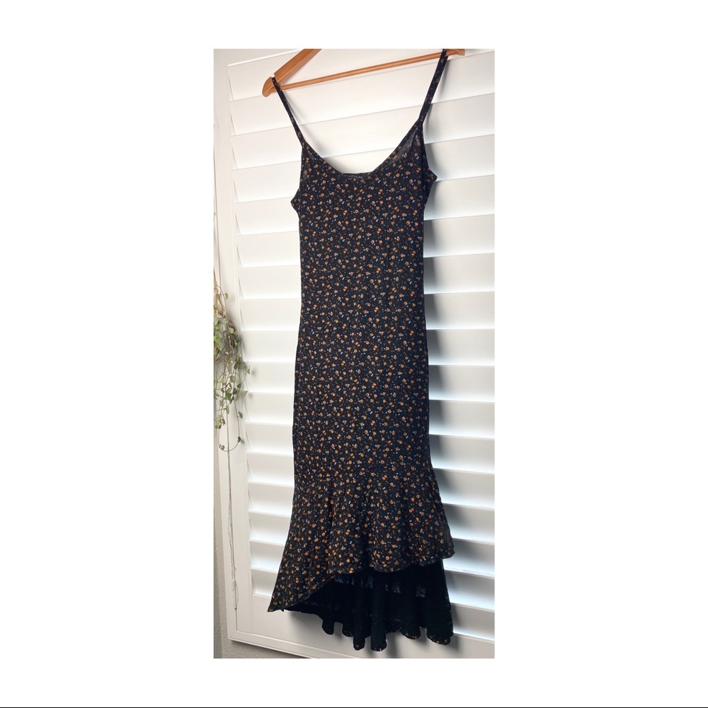 Nasty gal spaghetti strap midi dres